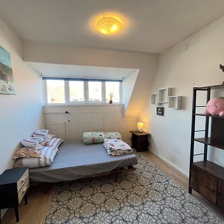 Apartment Noah's House Voorburg